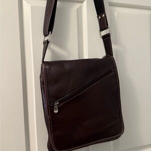 Elegant Dark Brown Leather Messenger Bag